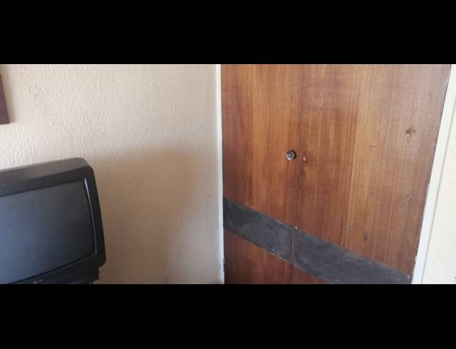 2 BEDROOM FLAT SOLD IN ELANDSHEUWEL